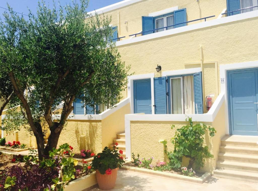 Esperides Maisonettes Agia Marina  Luaran gambar
