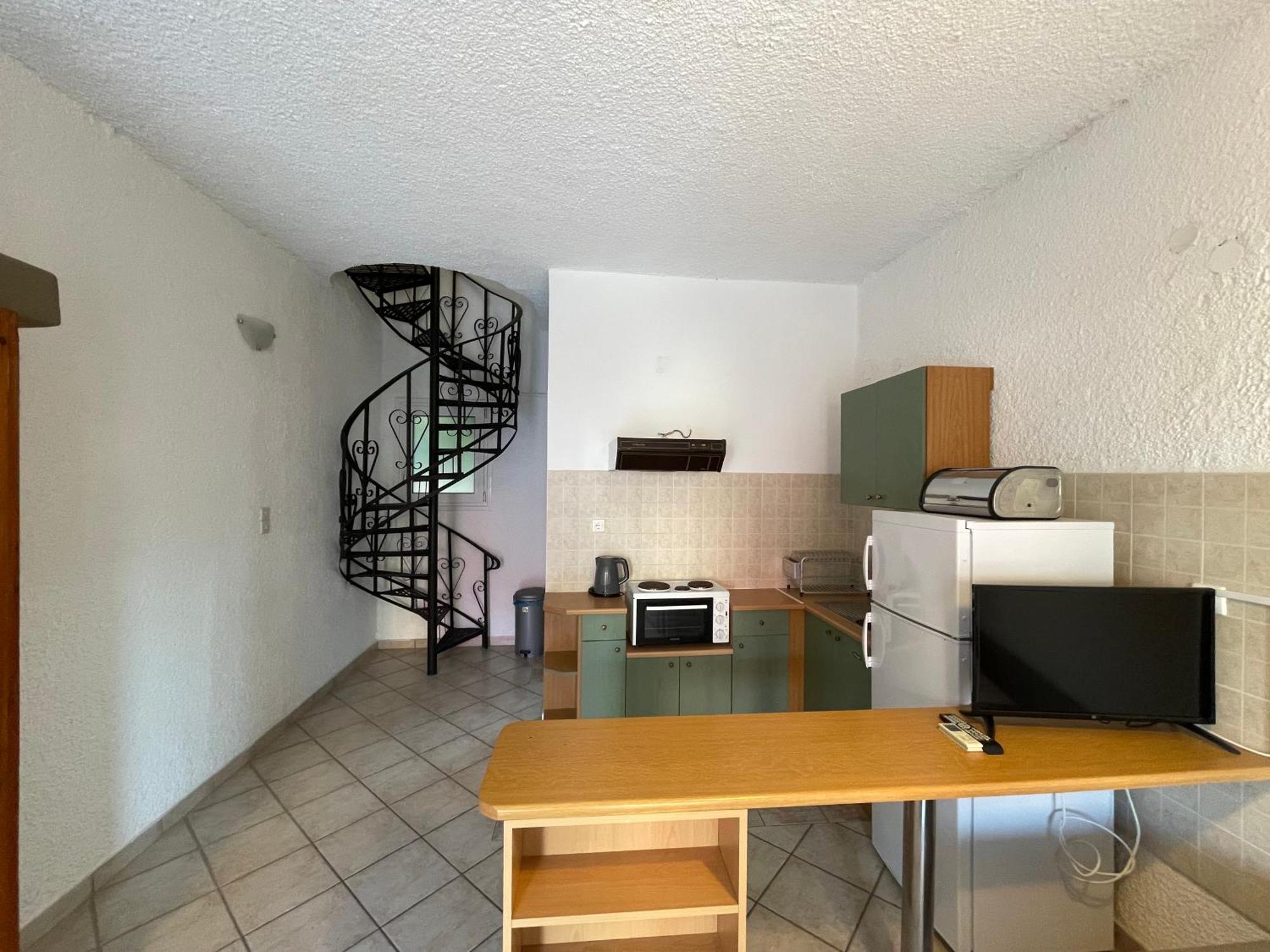 Esperides Maisonettes Agia Marina  Luaran gambar