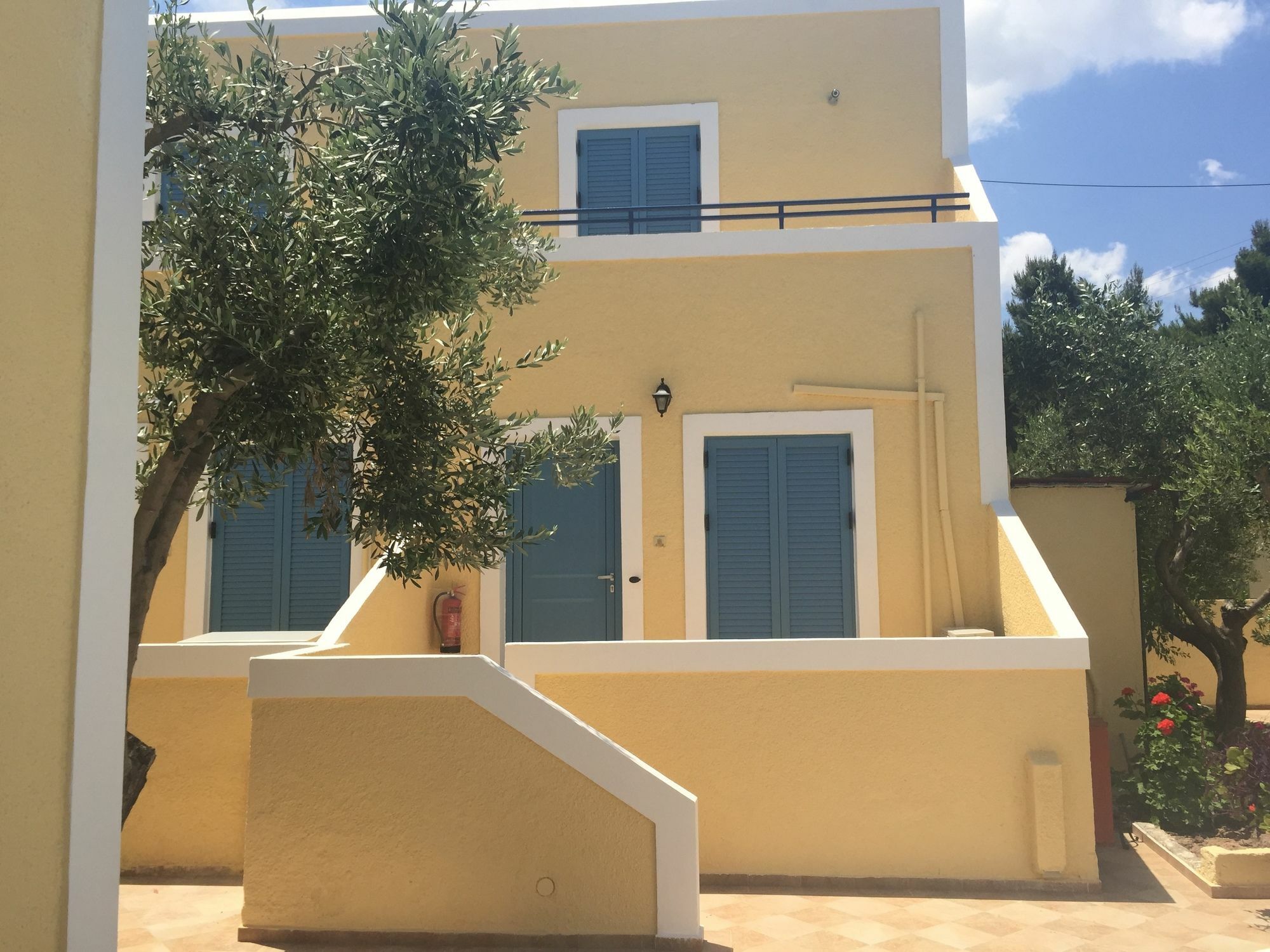 Esperides Maisonettes Agia Marina  Luaran gambar